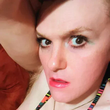 OnlyFans account  jonnamilly avatar 1