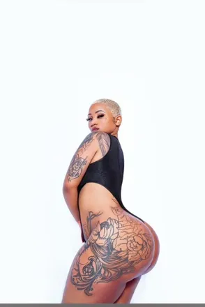 OnlyFans cuenta hiddenbaddies header 2