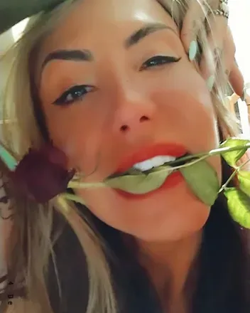 OnlyFans cuenta firedoll66 avatar 1