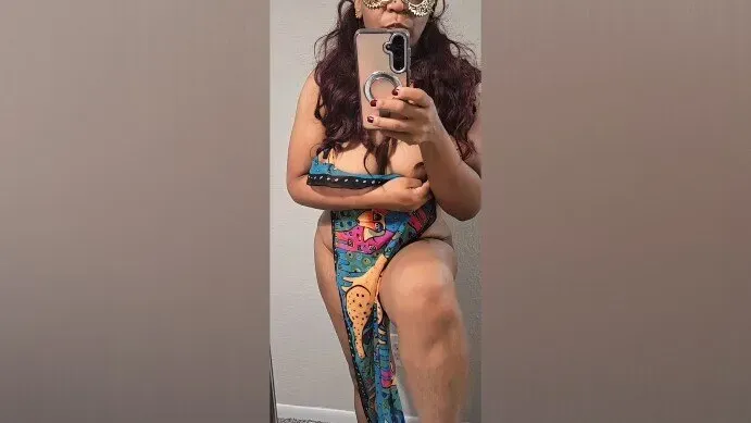 OnlyFans cuenta latina.luna header 2
