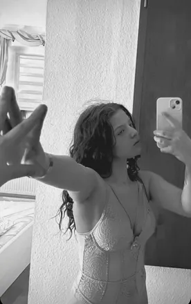 OnlyFans cuenta anika.ly header 2