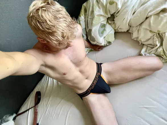 OnlyFans cuenta petitwunk header 2