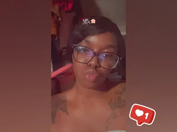 OnlyFans account  babydollemerald avatar 1