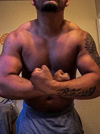 OnlyFans of papi_noel21