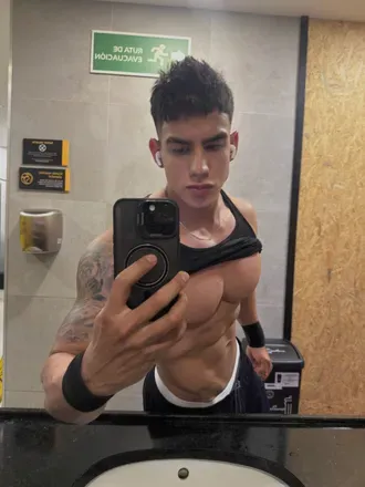 OnlyFans account  oskar_ford avatar 1