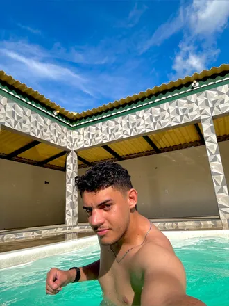 OnlyFans cuenta lucas_oliveira_21 header 2