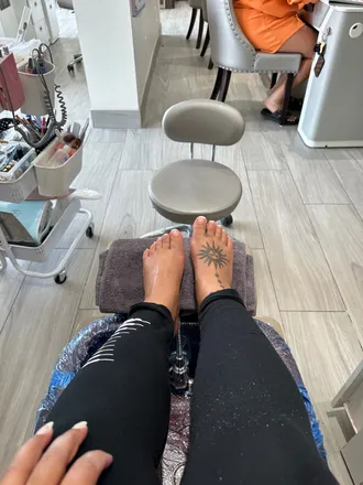 OnlyFans cuenta sagestfeet header 2