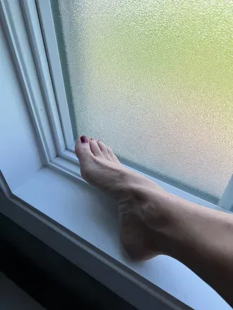 OnlyFans cuenta fantasyfeet007 avatar 1