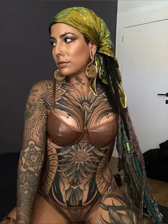 OnlyFans cuenta ave_hara avatar 1