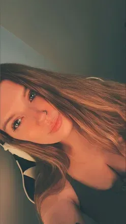 OnlyFans account  sophia_sapphire avatar 1