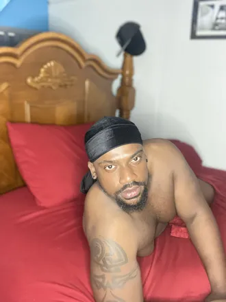 OnlyFans cuenta kingfreax header 2