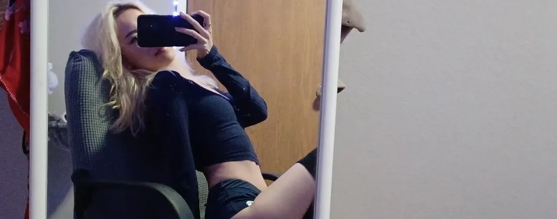 OnlyFans cuenta kiakur0ki header 2
