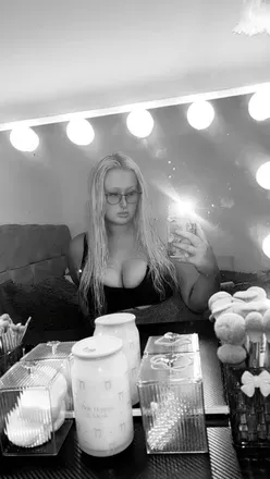 OnlyFans cuenta u282028384 avatar 1