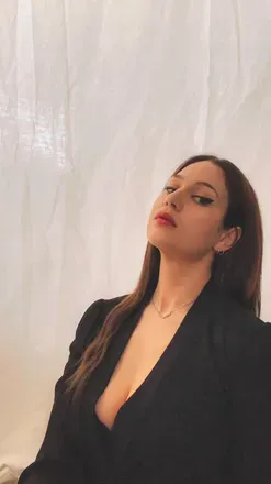OnlyFans cuenta rochelle_echardt header 2