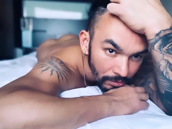 OnlyFans cuenta kenjikenji09 header 2