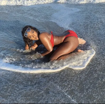 OnlyFans cuenta badgyalmeika header 2
