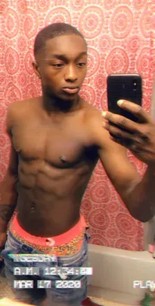 OnlyFans cuenta deshongucci avatar 1