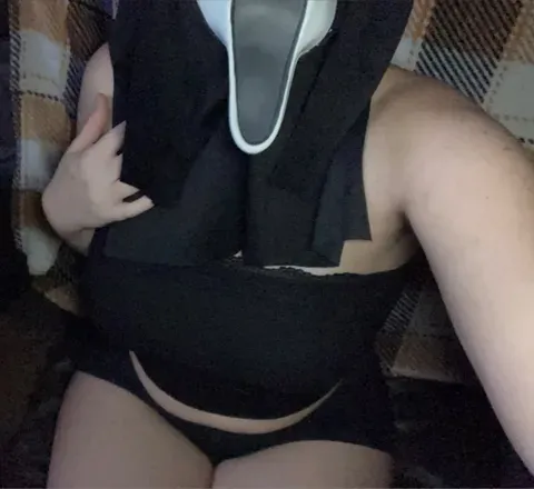 OnlyFans cuenta yourmasked_maiden avatar 1