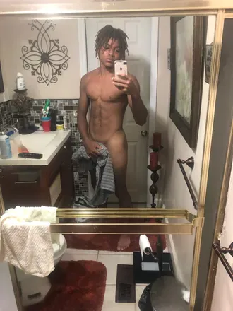 OnlyFans cuenta sexyaaroncutie avatar 1
