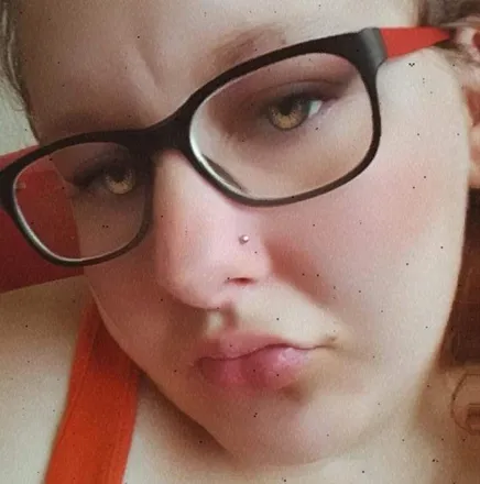OnlyFans cuenta emma1233 header 2