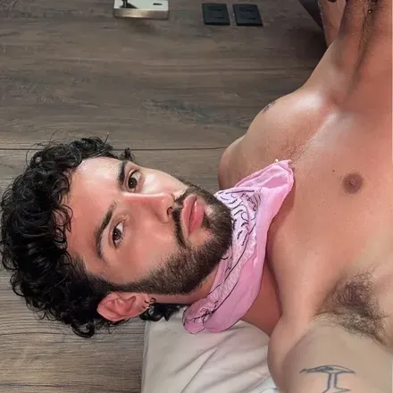 OnlyFans cuenta v-angel avatar 1