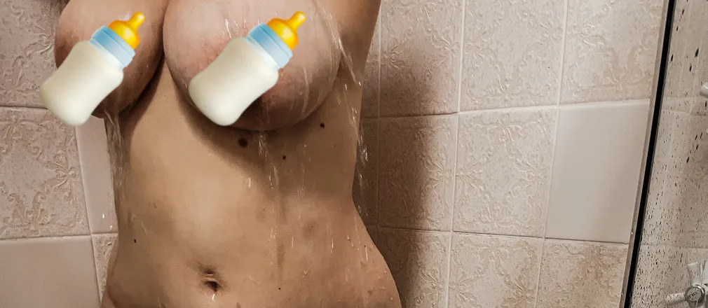 OnlyFans cuenta yungmilkmummy header 2