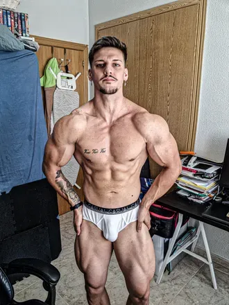 OnlyFans cuenta adri_merfit avatar 1
