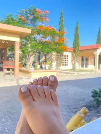 OnlyFans cuenta sweetgirlfeet.com header 2