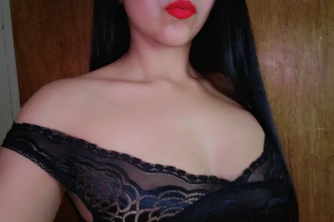 OnlyFans cuenta yadi_cardenas header 2