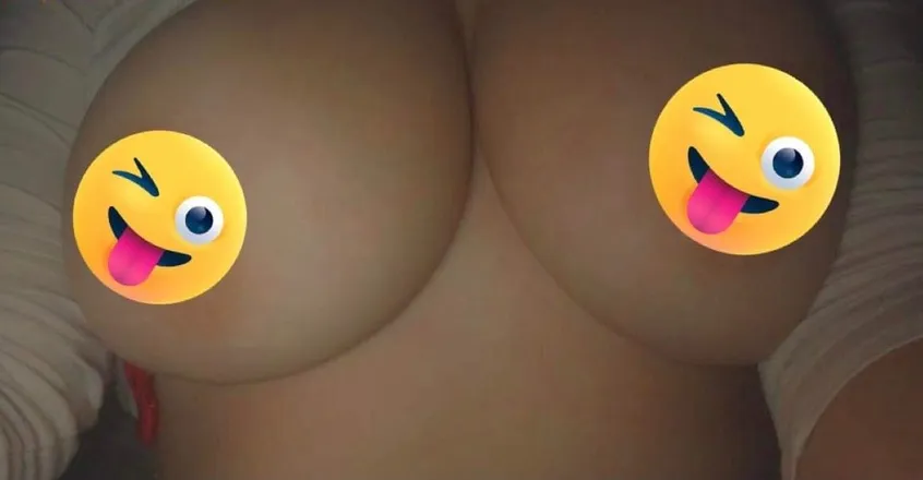 OnlyFans cuenta jujuicy.fruit header 2