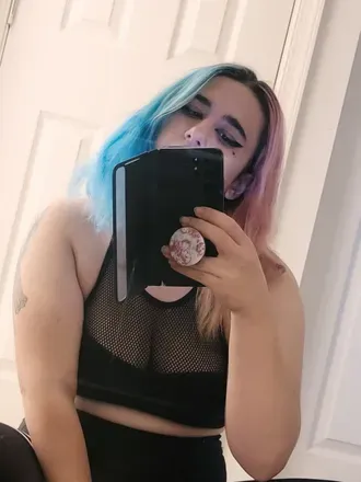 OnlyFans cuenta poppydemen avatar 1