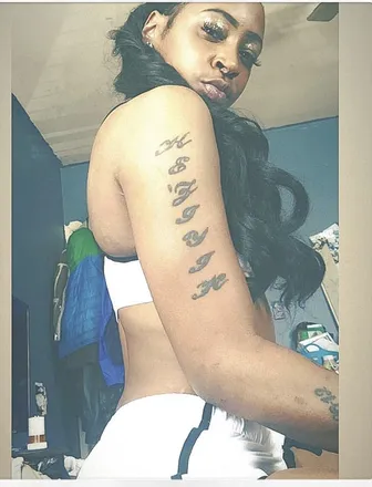 OnlyFans cuenta denise_27 header 2