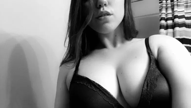 OnlyFans account  lola.babii.x header 2