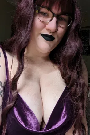 OnlyFans cuenta violet_moon_sfw avatar 1