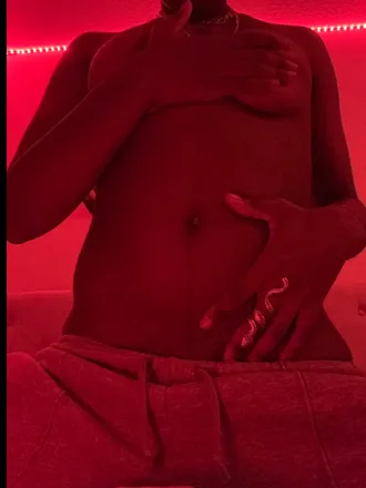 OnlyFans cuenta s1ut444playboy header 2