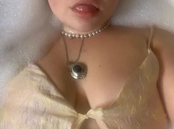 OnlyFans cuenta agathasx header 2