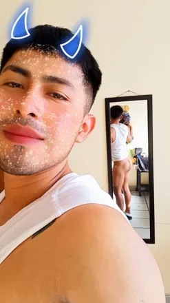 OnlyFans account  chrisroga avatar 1