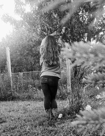 OnlyFans cuenta sexyfarmgirlfaye header 2