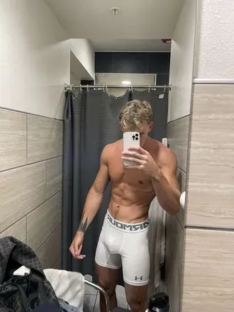 OnlyFans account  raidenbigboy avatar 1