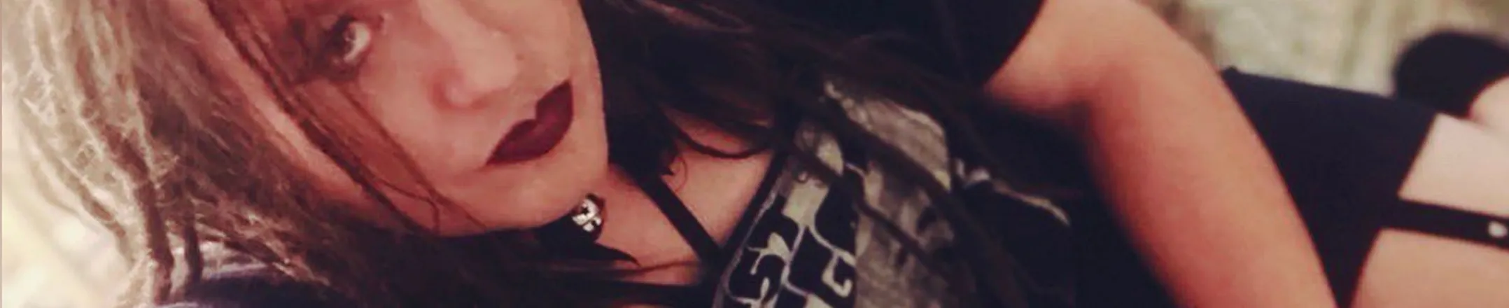 OnlyFans cuenta charlifoxx header 2