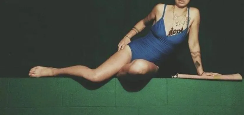 OnlyFans cuenta justelleee header 2