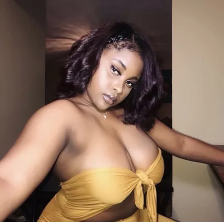 OnlyFans cuenta chocolateasscass header 2