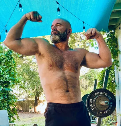 OnlyFans cuenta u81060078 header 2