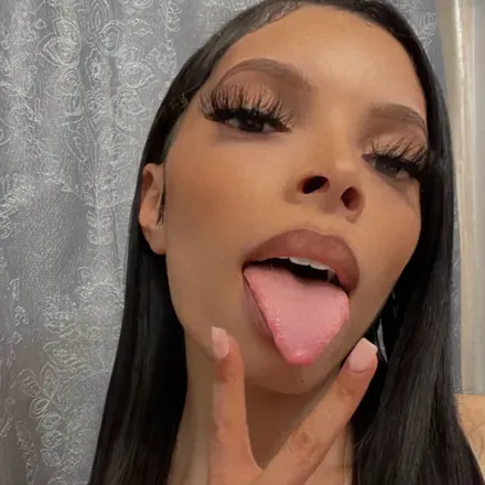 OnlyFans cuenta xkiaranicolee avatar 1
