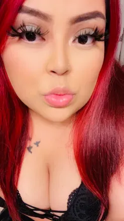 OnlyFans cuenta emiiliiaana avatar 1