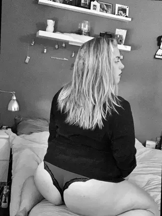 OnlyFans cuenta curvyqueenx3 avatar 1