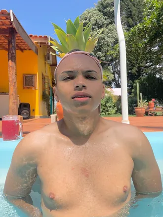 OnlyFans cuenta u235351420 header 2