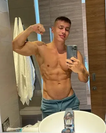 OnlyFans account  emmetcharm avatar 1