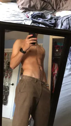 OnlyFans account  undergrad_guy avatar 1