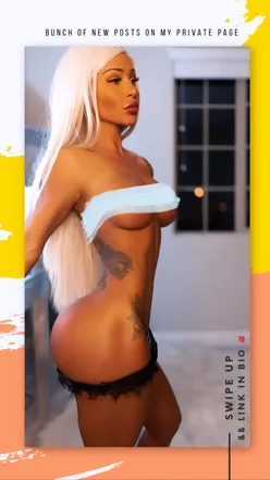 OnlyFans cuenta badasscassfit_ header 2